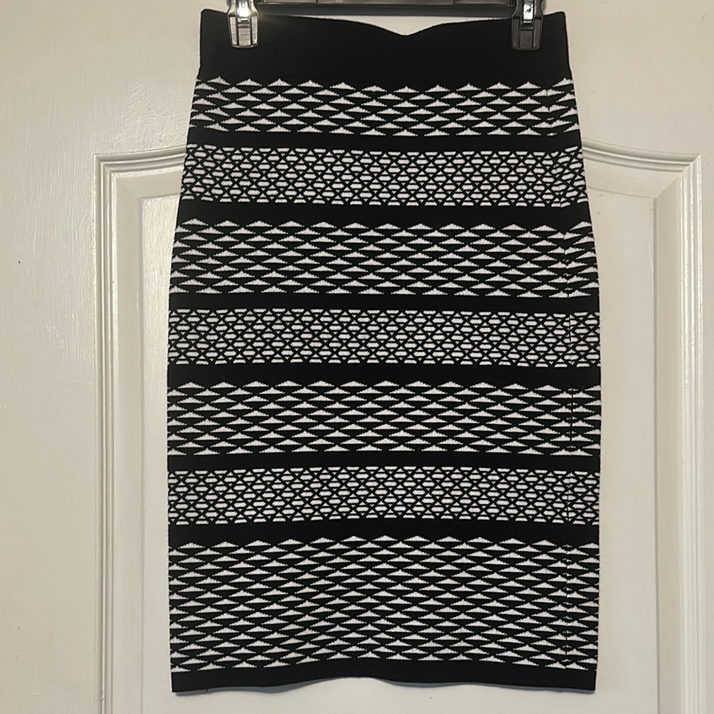 Cato Black and White Patterned Women's Pencil Skirt